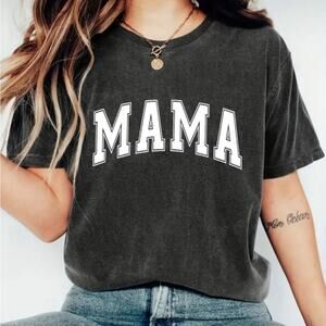 Boutique "MAMA"  NWT Short Sleeve Heathered Grey T-shirt -Size Small